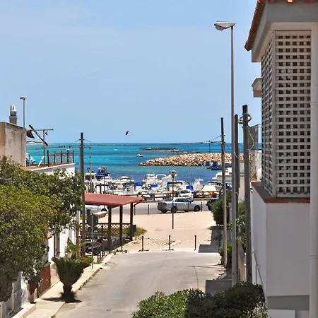 Dea Minerva By Salento Affitti 아파트 *